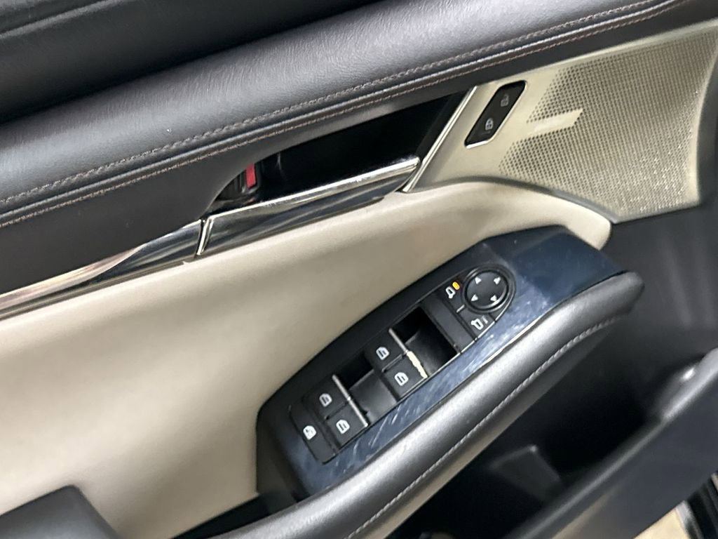 Used 2019 MAZDA MAZDA3 Sedan image 20