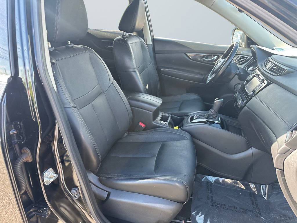 Used 2017 Nissan Rogue SL w/ SL Premium Package image 15