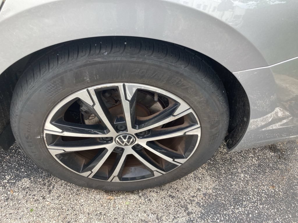 Used 2023 Volkswagen Jetta Sport FWD image 7