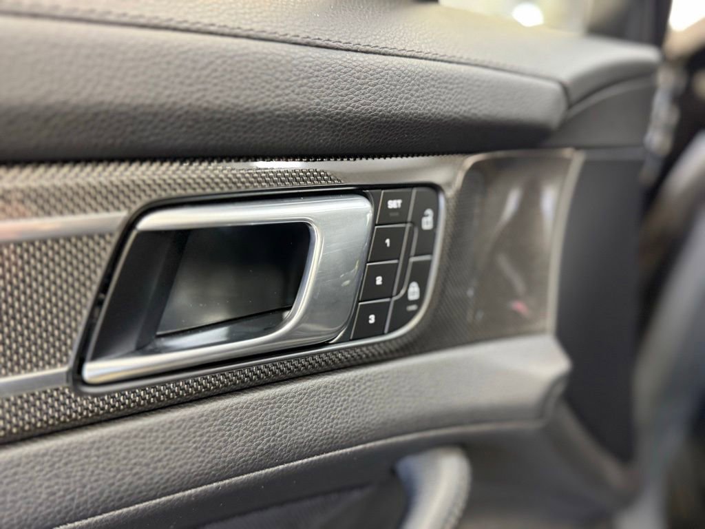 Certified 2023 Porsche Panamera 4 Platinum Edition AWD/4WD image 8