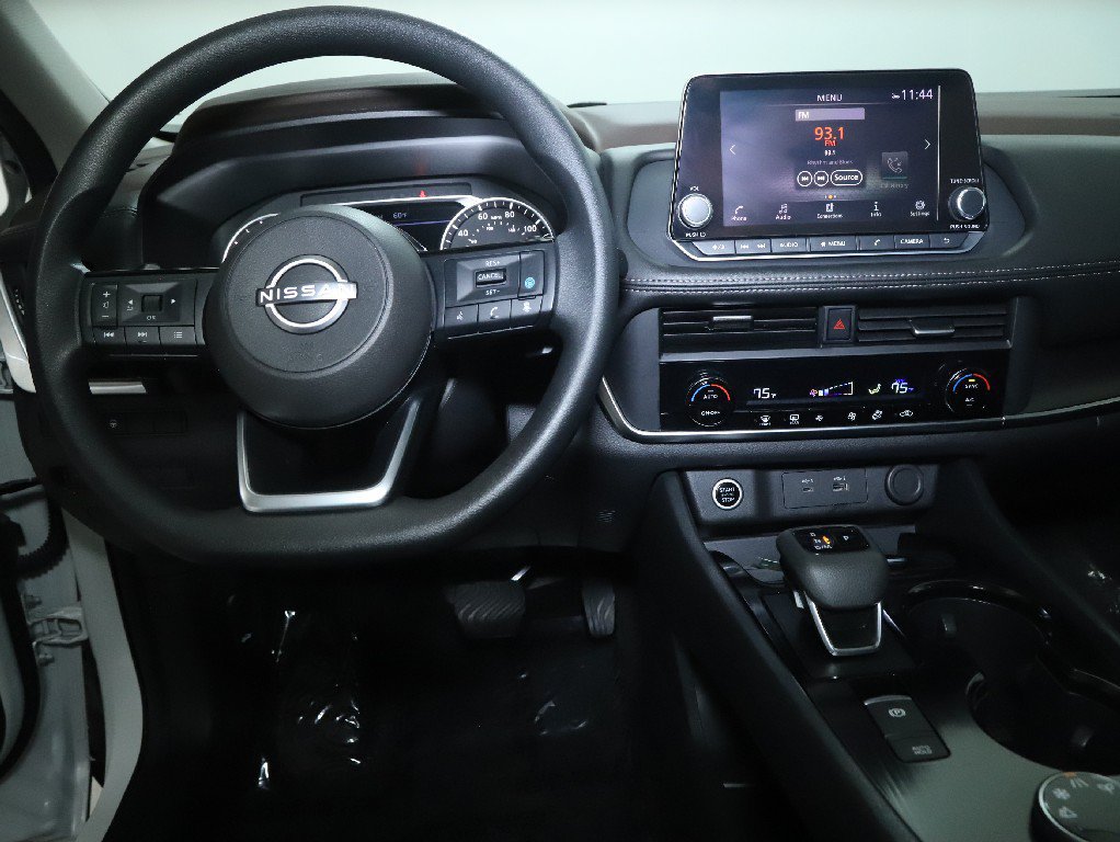 Used 2023 Nissan Rogue SV AWD/4WD image 28