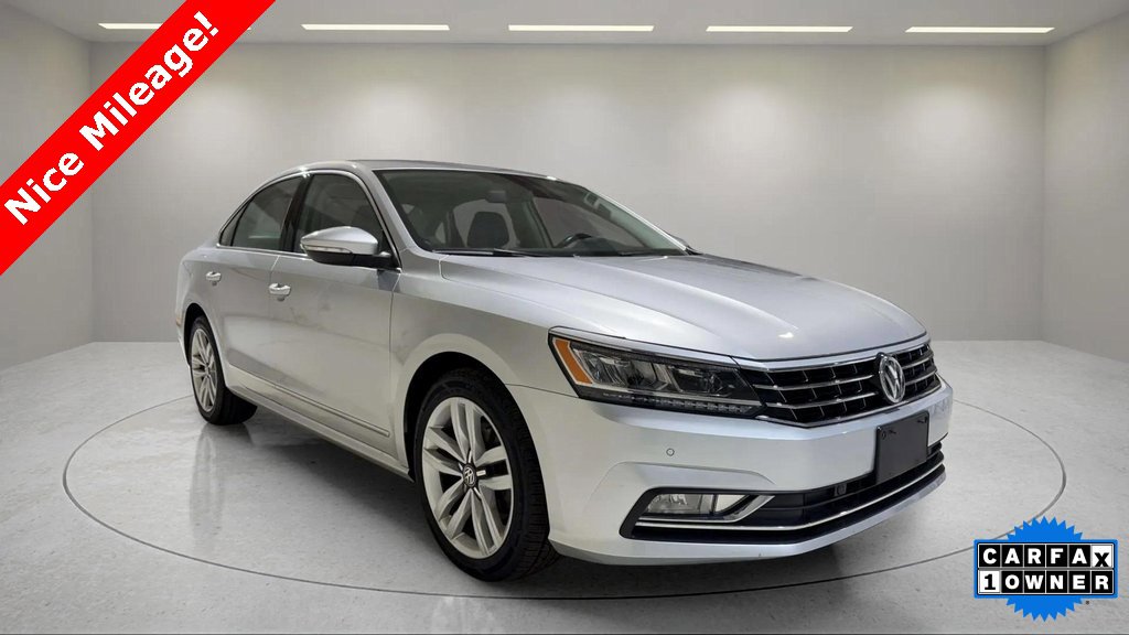 Used 2017 Volkswagen Passat 1.8T SE