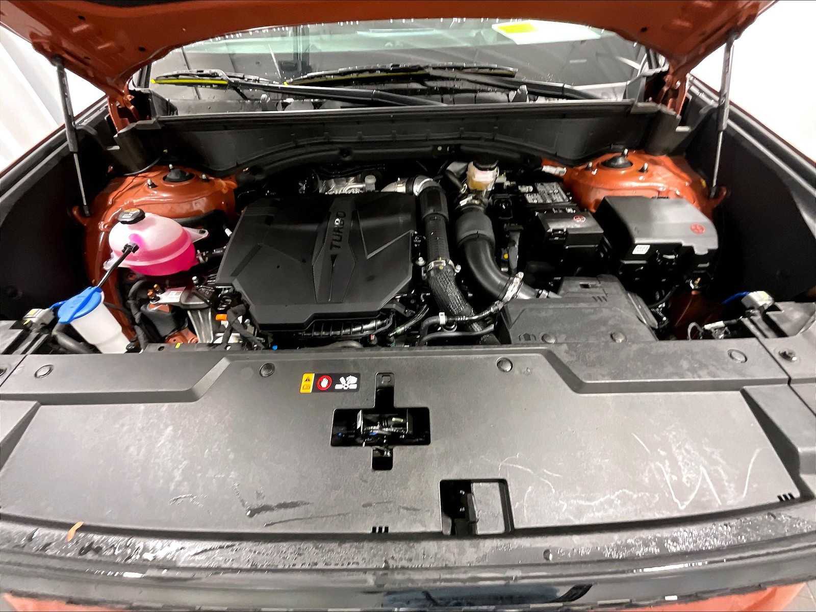 Used 2025 Hyundai Santa Fe Calligraphy image 31