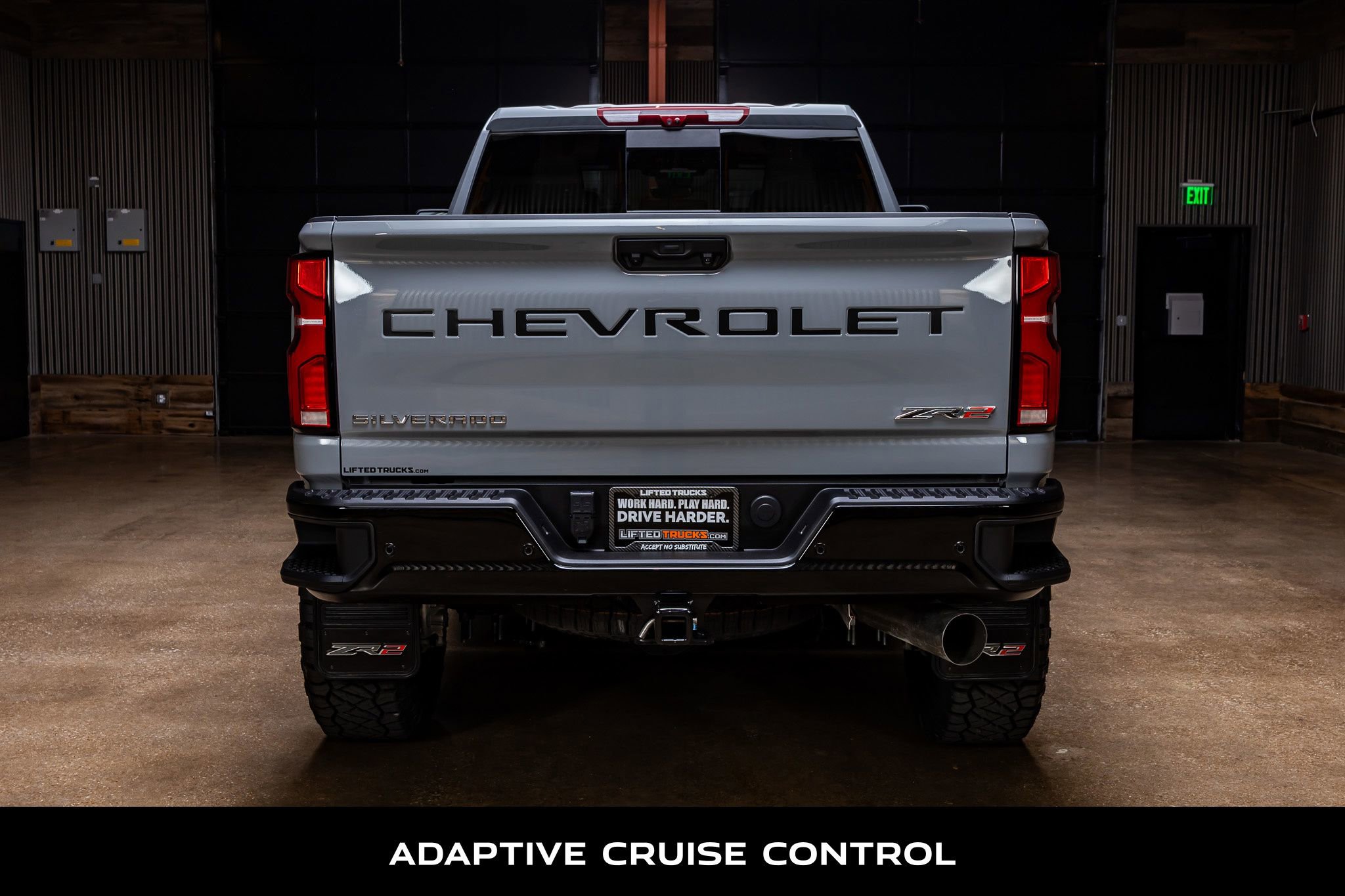 Used 2025 Chevrolet Silverado 2500 ZR2 w/ Technology Package image 8