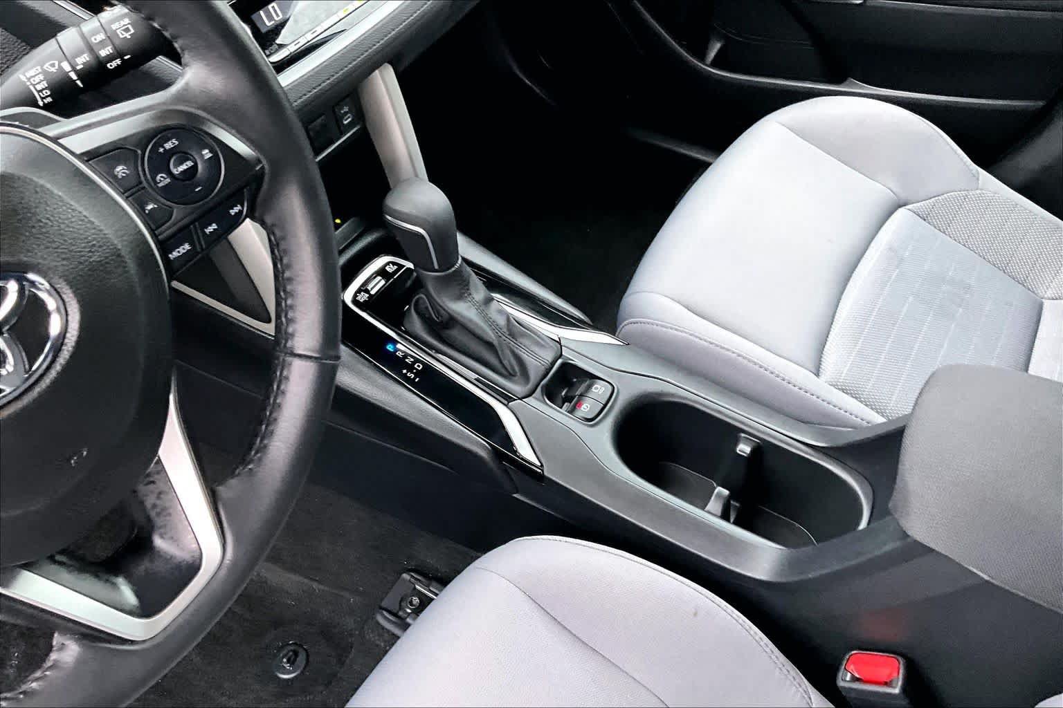 Certified 2024 Toyota Corolla Cross AWD Hybrid image 17