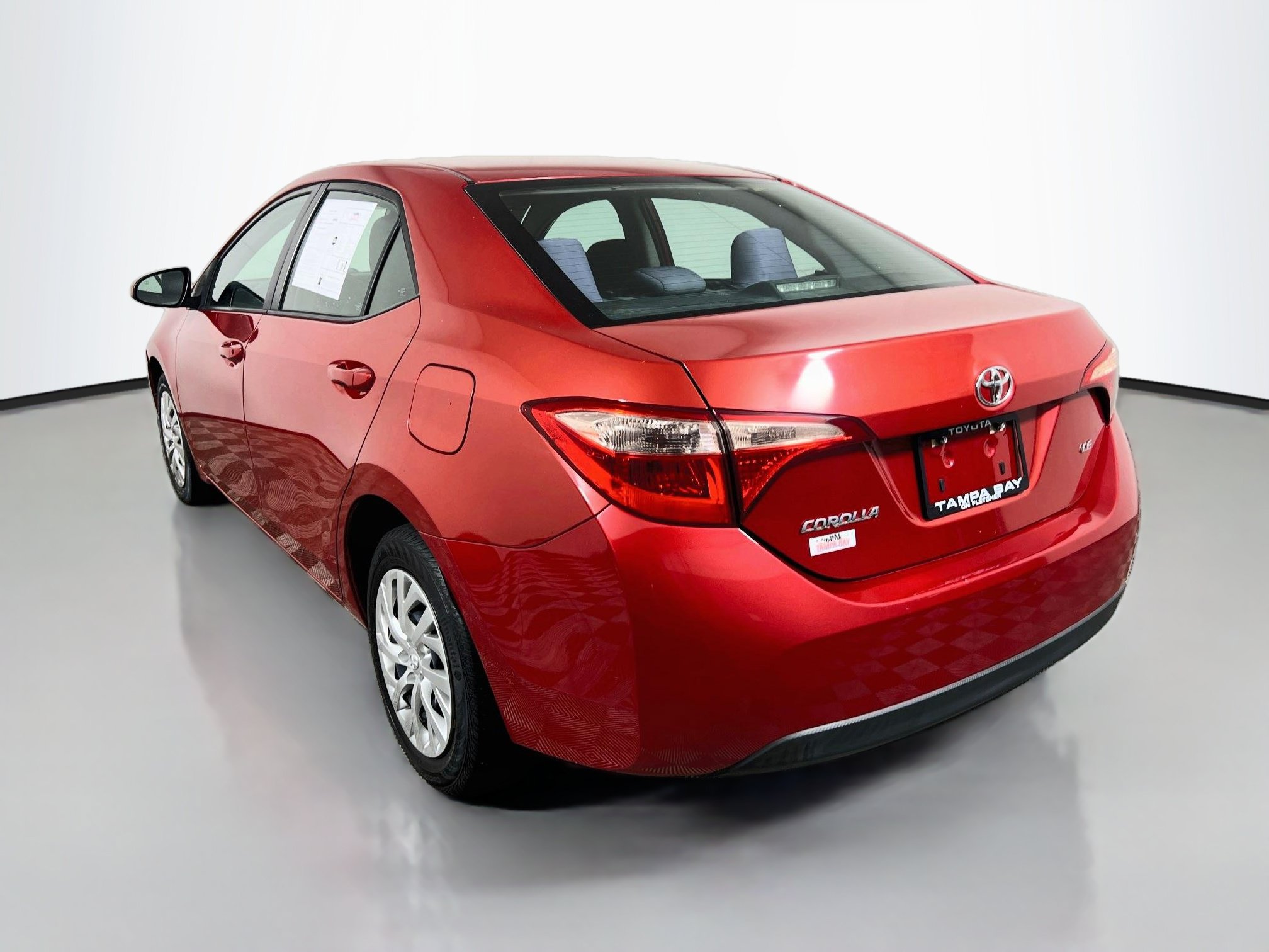 Used 2018 Toyota Corolla LE FWD image 8