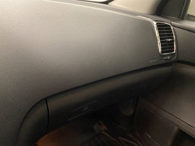 Used 2011 GMC Acadia Denali image 19