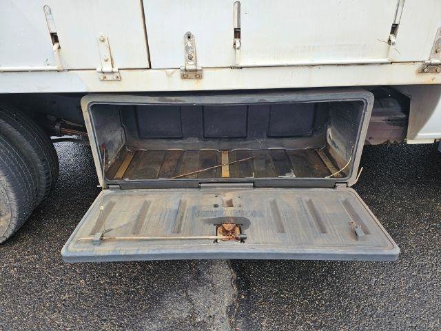 Used 2012 Ford E-450 and Econoline 450 Super Duty image 23