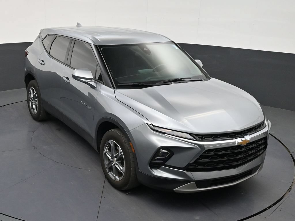 Used 2024 Chevrolet Blazer LT FWD image 17