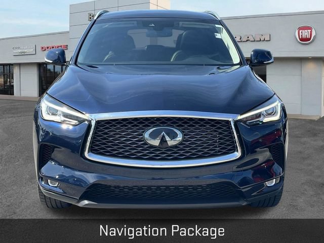 Used 2020 INFINITI QX50 Luxe w/ Navigation Package FWD image 2