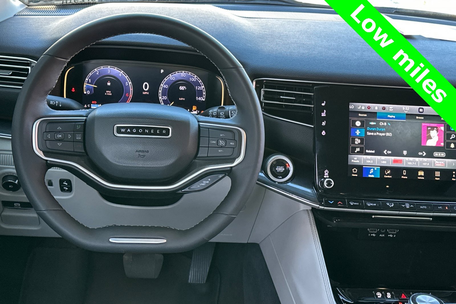 Used 2024 Jeep Wagoneer 4WD image 17