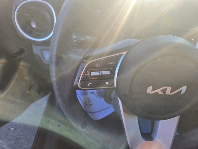 Used 2024 Kia Forte LXS w/ LXS Technology Package FWD image 14