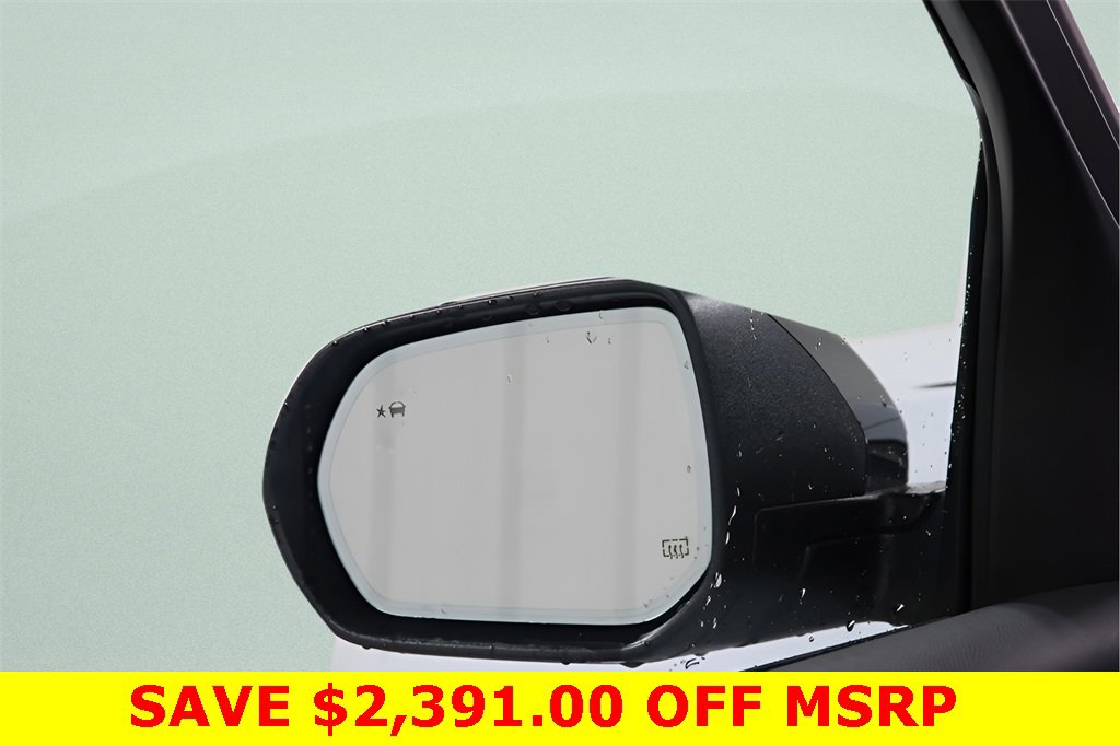 New 2026 Chevrolet Traverse High Country image 22