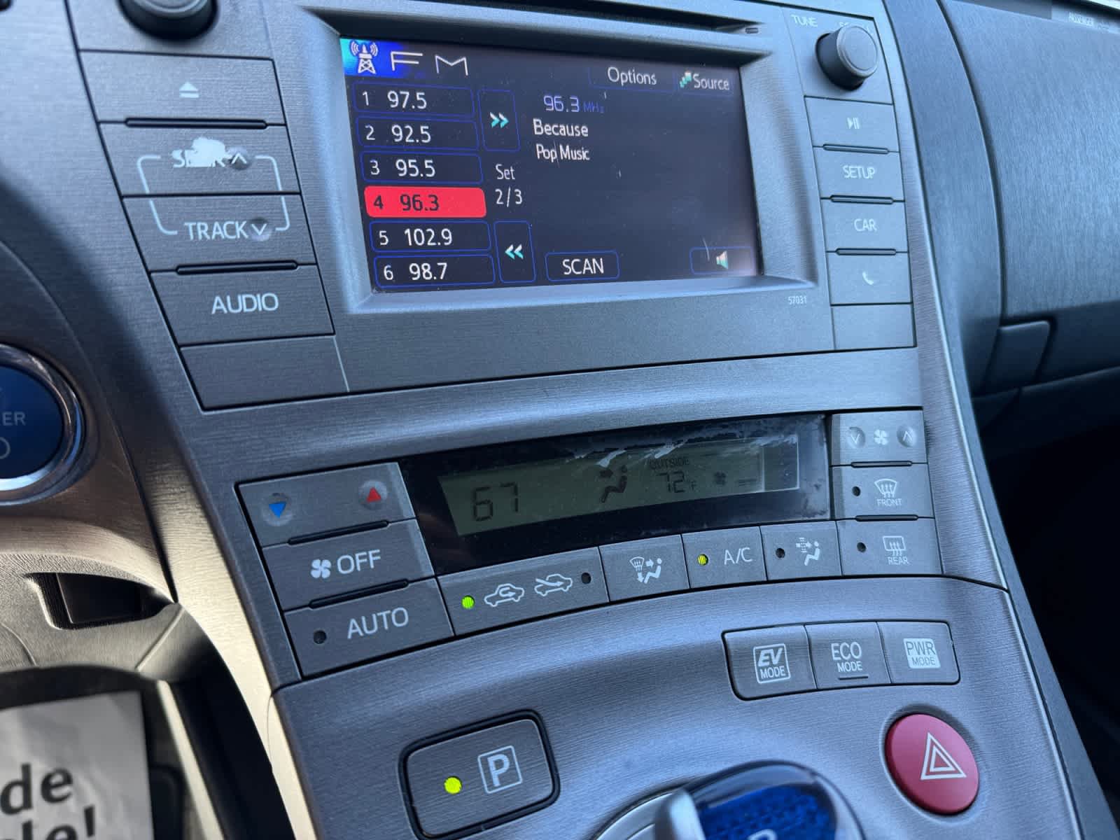 Used 2014 Toyota Prius Two FWD image 19