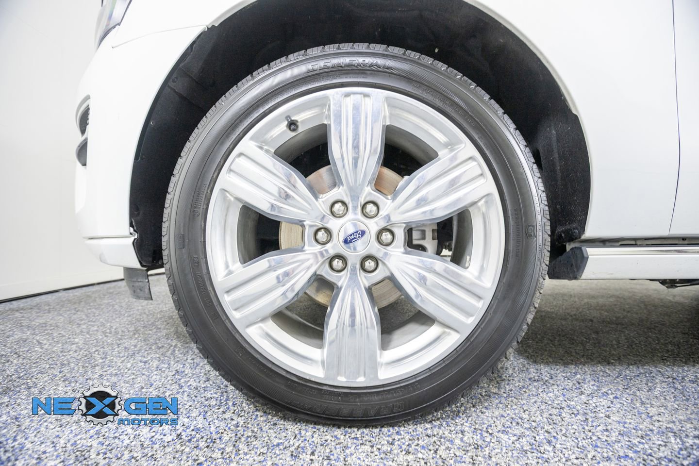 Used 2023 Ford Expedition Platinum AWD/4WD image 49