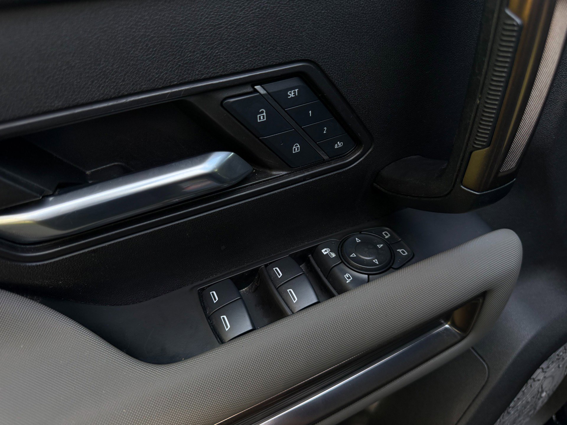 Used 2025 GMC Hummer EV 3X image 59
