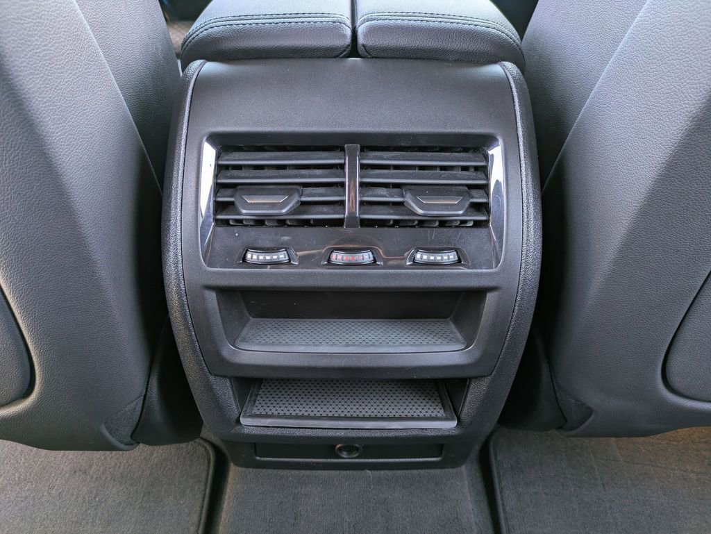 Used 2022 BMW X5 xDrive45e image 19