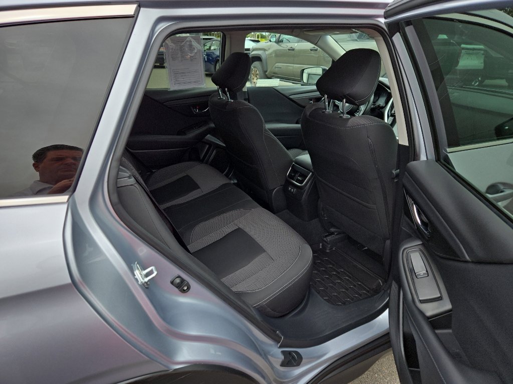 Used 2022 Subaru Outback Premium w/ Popular Package #1 AWD/4WD image 14