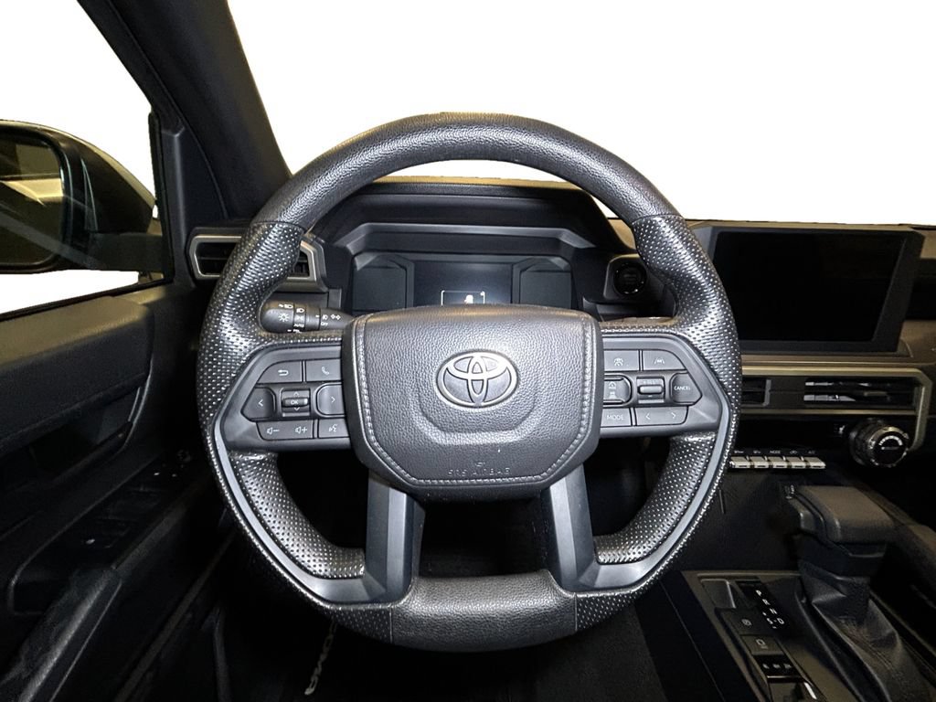 Used 2024 Toyota Tacoma SR5 AWD/4WD image 12