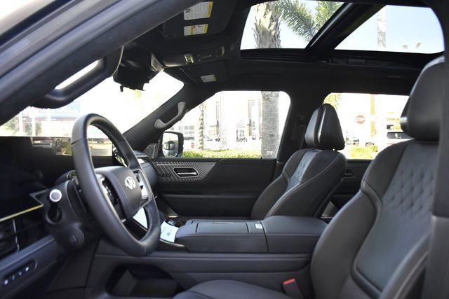Used 2025 INFINITI QX80 Autograph image 25