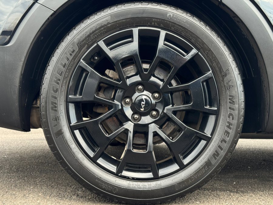 Used 2022 Kia Telluride SX w/ SX Prestige Package image 17