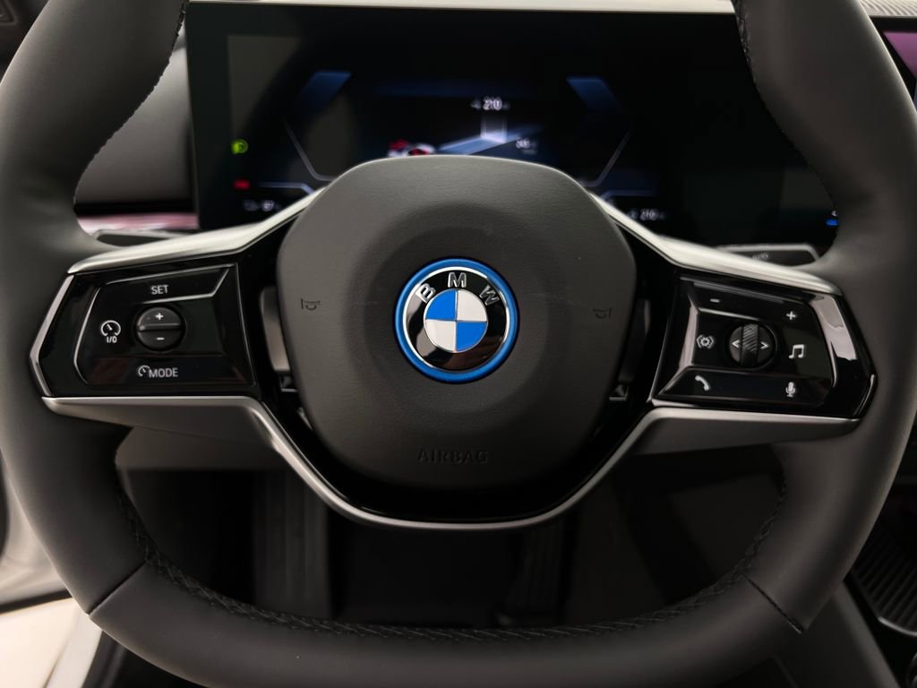 New 2026 BMW i5 eDrive40 w/ Premium Package image 11