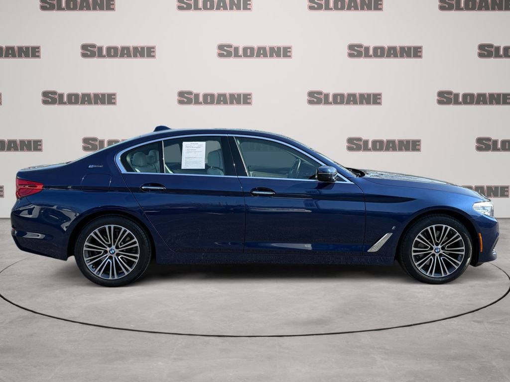 Used 2018 BMW 530e xDrive w/ Premium Package 2 image 6