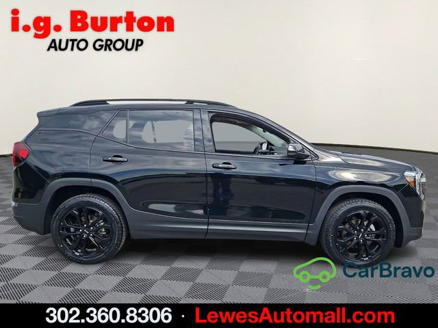 Certified 2022 GMC Terrain SLT w/ Infotainment Package II AWD/4WD image 7