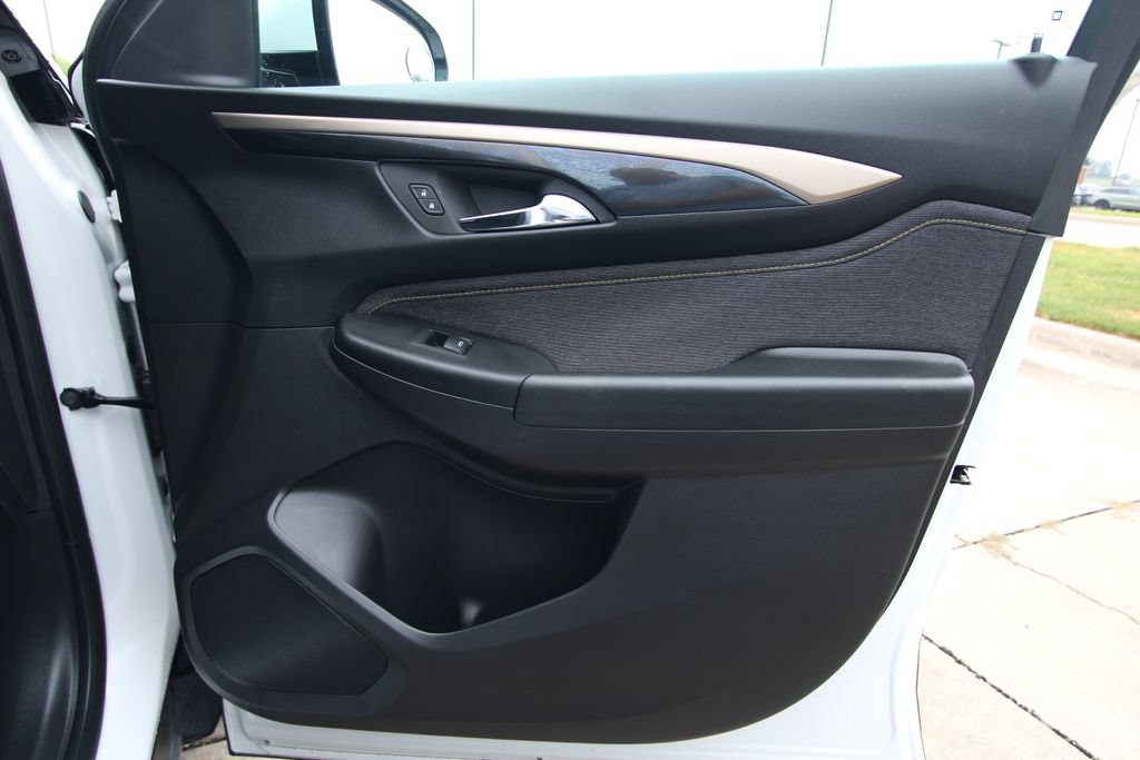 Used 2025 Chevrolet TrailBlazer ACTIV FWD image 35