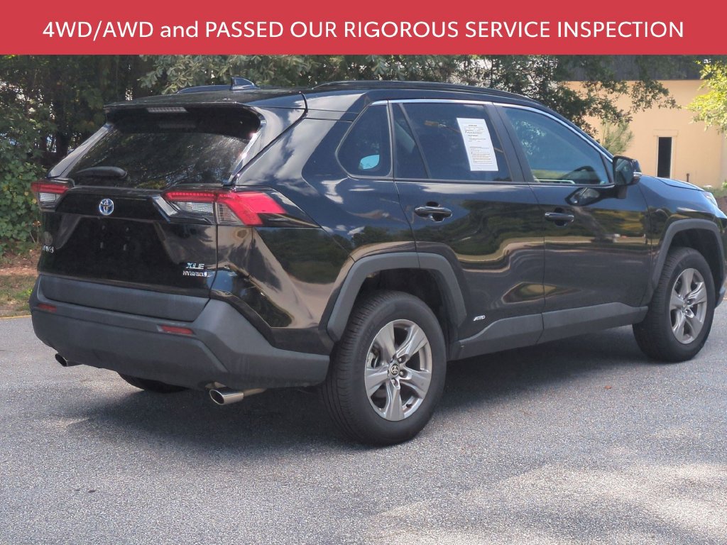 Used 2024 Toyota RAV4 XLE w/ Convenience Package AWD/4WD image 4