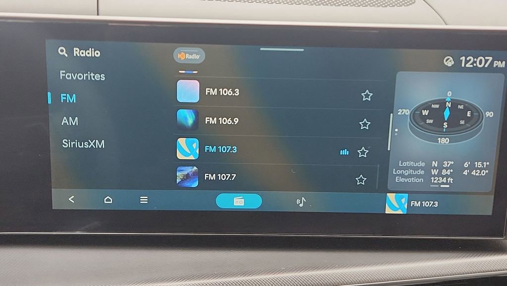 Used 2025 Hyundai Santa Fe SEL image 20