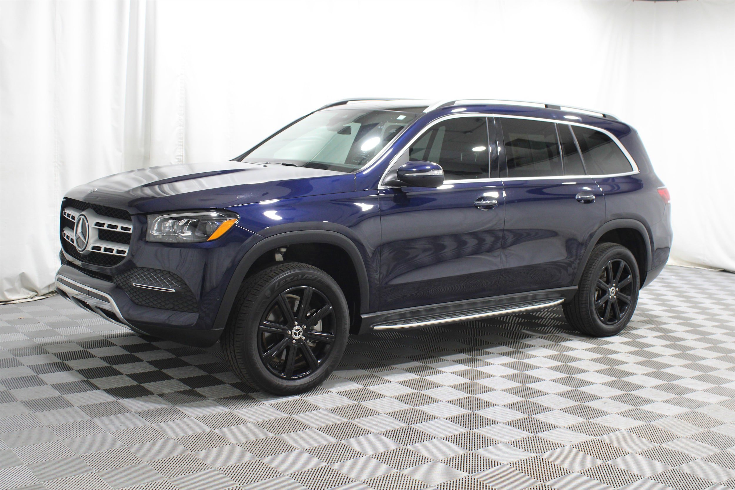 Used 2020 Mercedes-Benz GLS 450 4MATIC w/ Convenience Package image 41