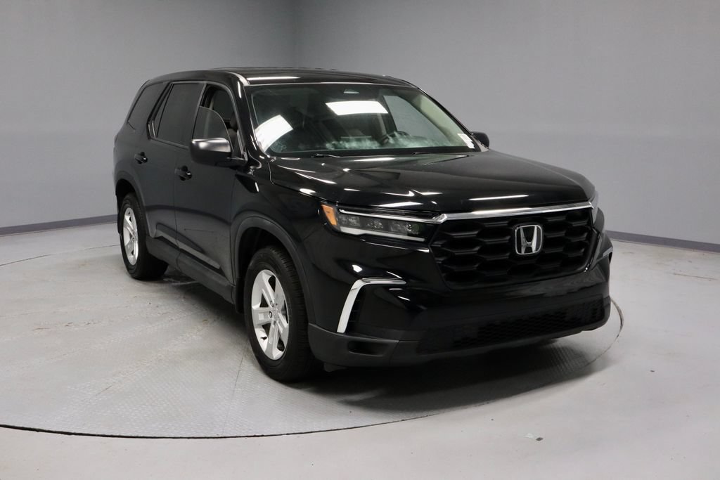 Used 2023 Honda Pilot LX