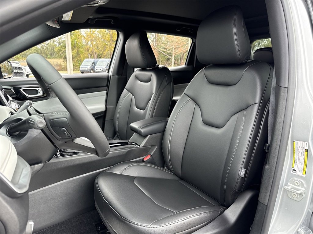 New 2026 Jeep Compass Limited w/ Sun, Sound & Navigation Group image 11