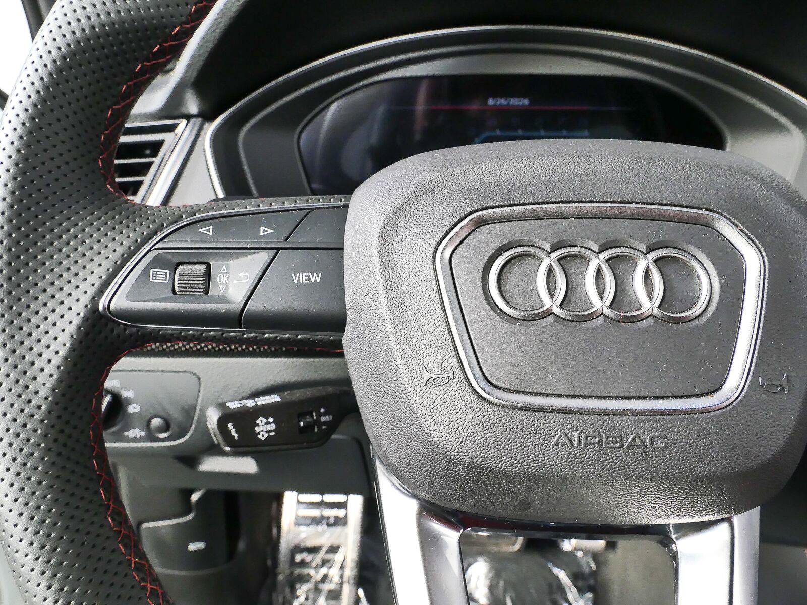 Used 2024 Audi SQ5 Premium Plus w/ S Sport Package AWD/4WD image 13