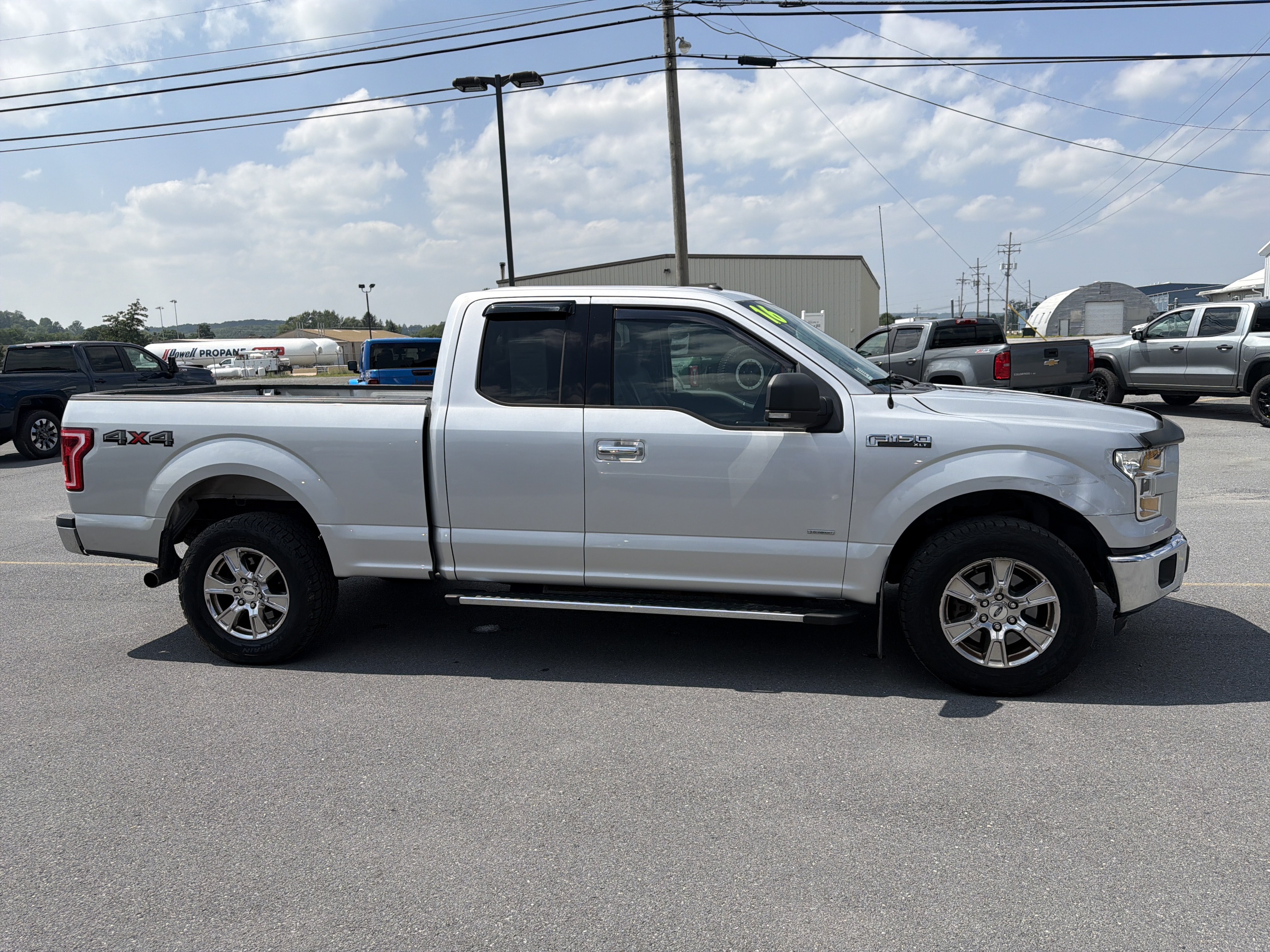 Used 2016 Ford F150 XLT w/ Equipment Group 302A Luxury AWD/4WD image 13