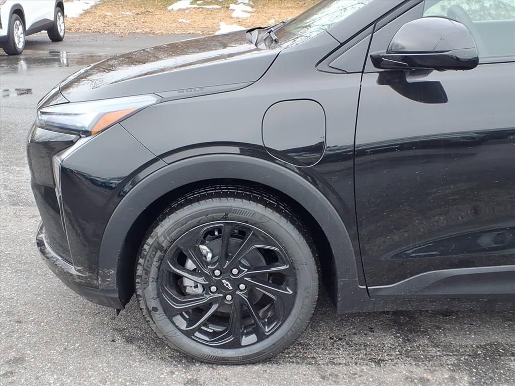 New 2027 Chevrolet Bolt RS w/ Technology Package image 7