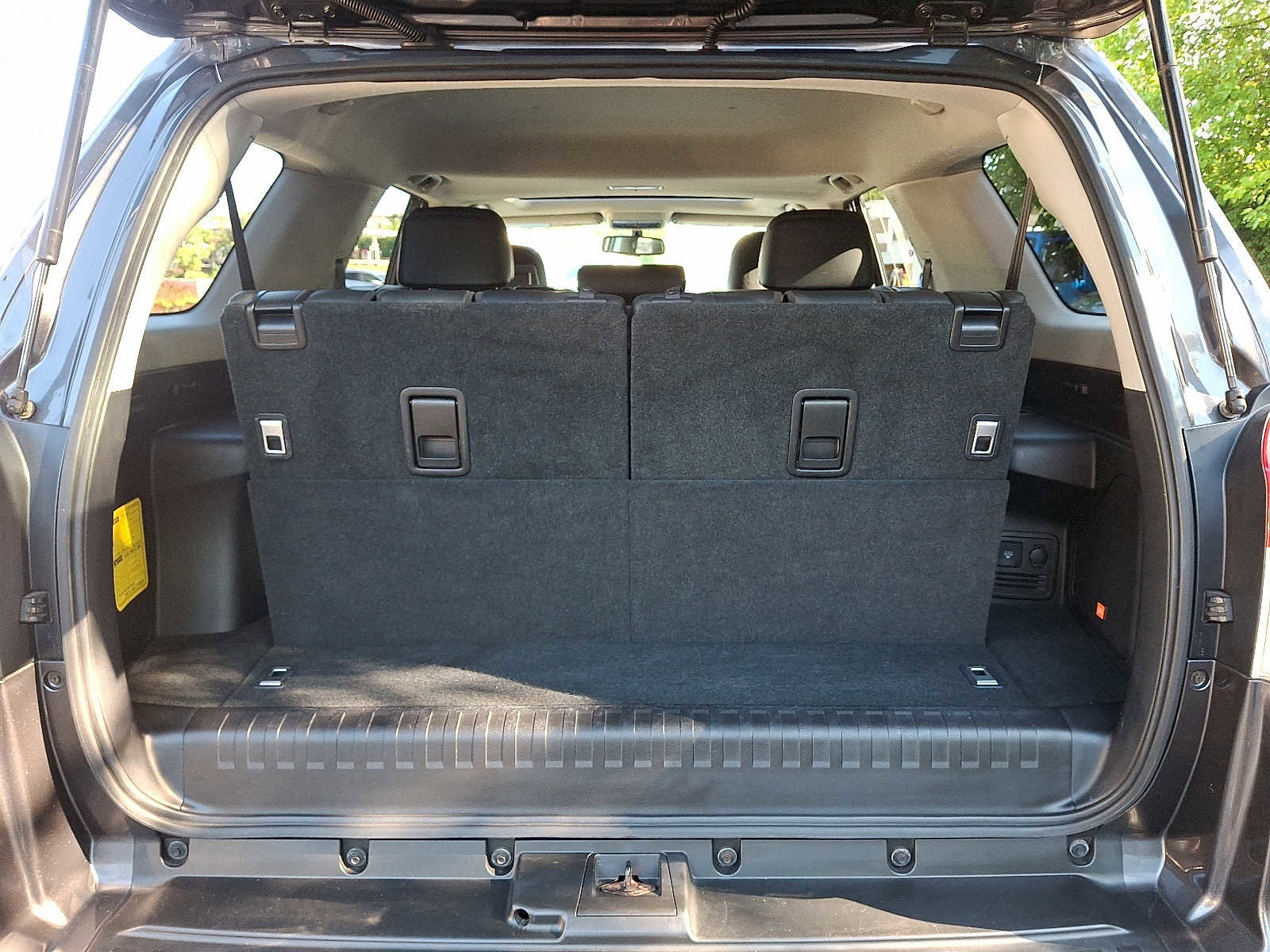 Used 2012 Toyota 4Runner Limited image 27
