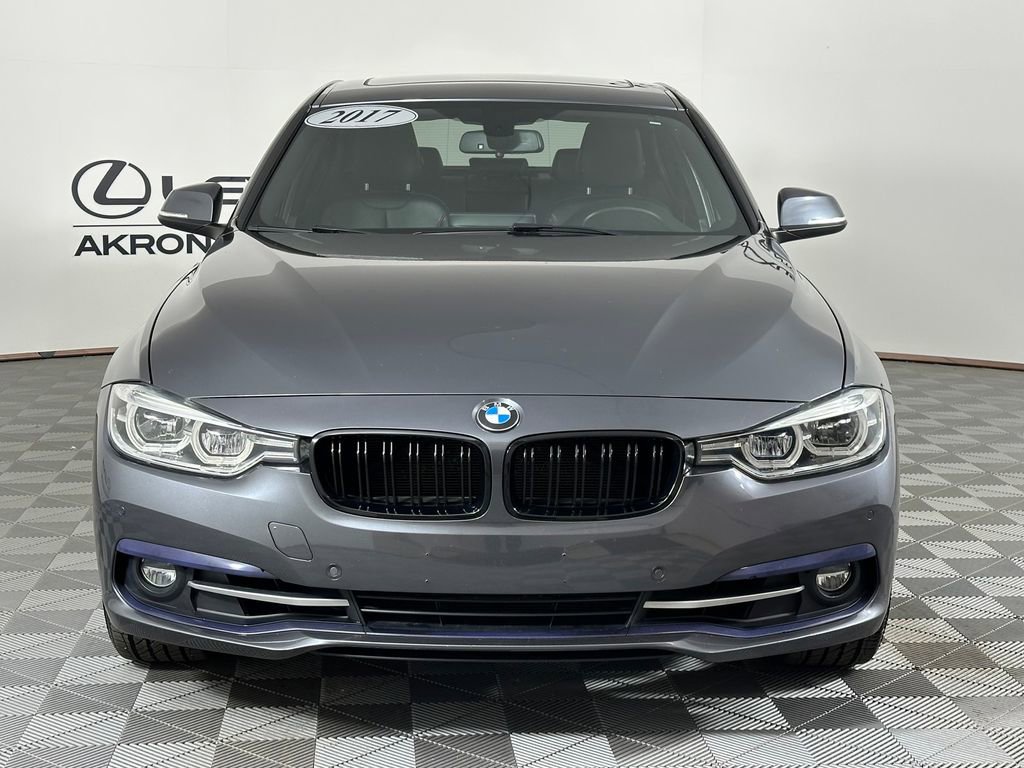 Used 2017 BMW 330i xDrive Sedan image 12