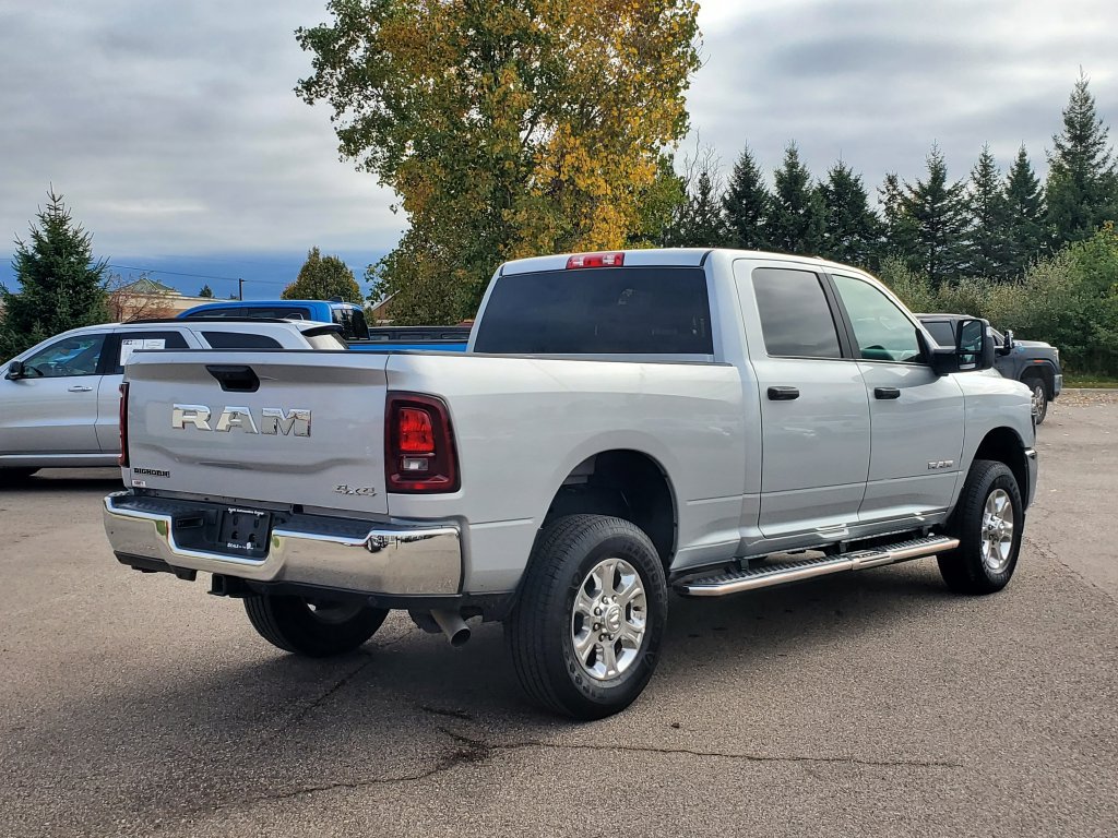 Used 2026 RAM 2500 Big Horn AWD/4WD image 3