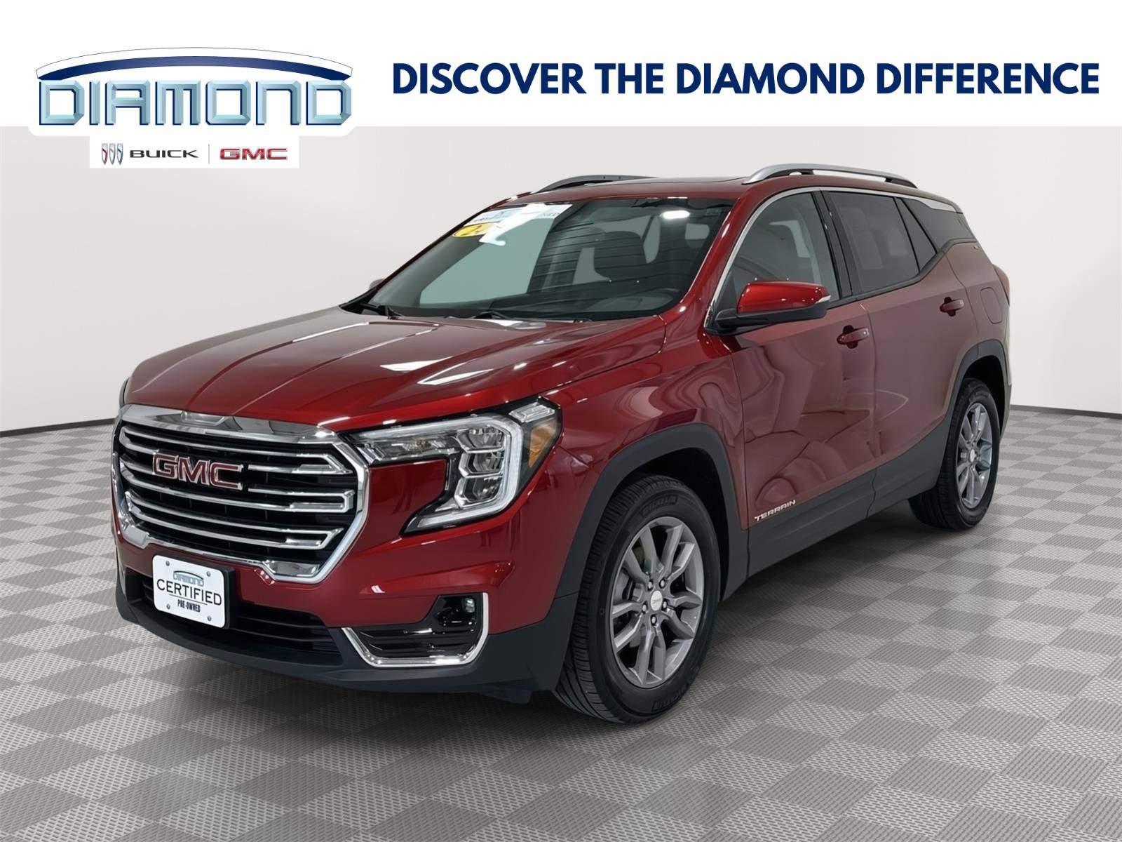 Used 2024 GMC Terrain SLT w/ Infotainment Package II AWD/4WD image 1
