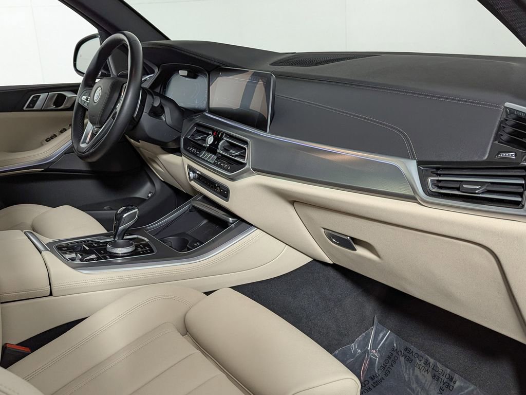 Used 2021 BMW X5 xDrive45e w/ Premium Package image 29