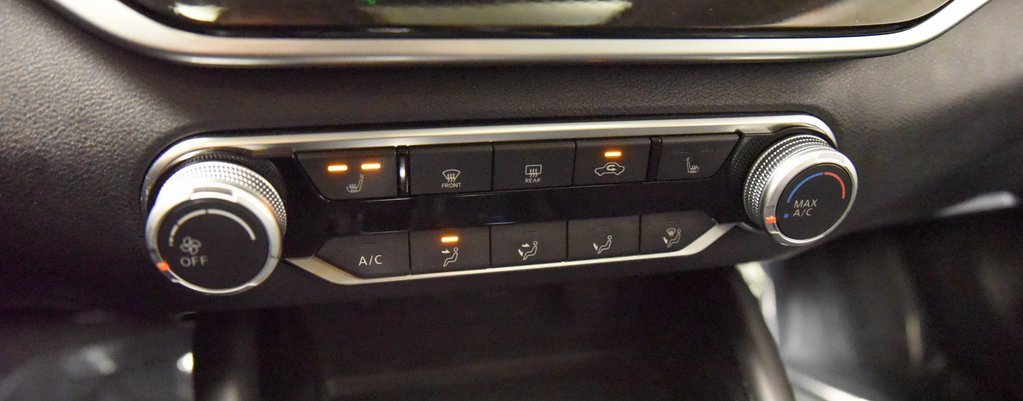 Used 2023 Nissan Altima 2.5 SR w/ SR Premium Package image 15