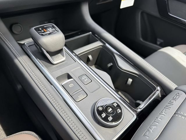 New 2026 Nissan Pathfinder Platinum AWD/4WD image 20