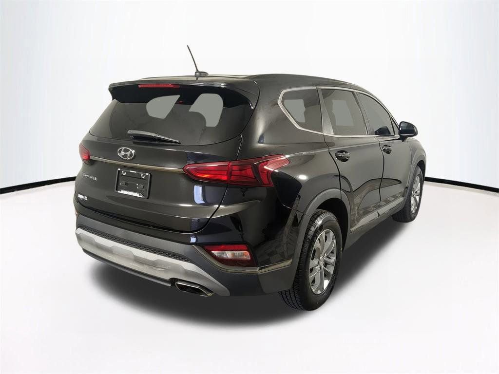 Used 2019 Hyundai Santa Fe SE image 5