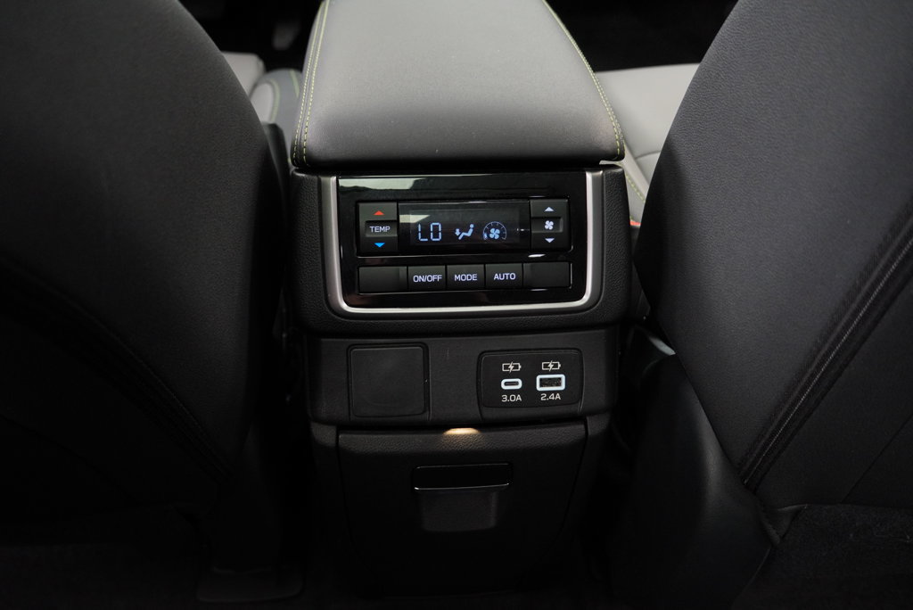 Used 2025 Subaru Ascent Onyx Edition AWD/4WD image 29