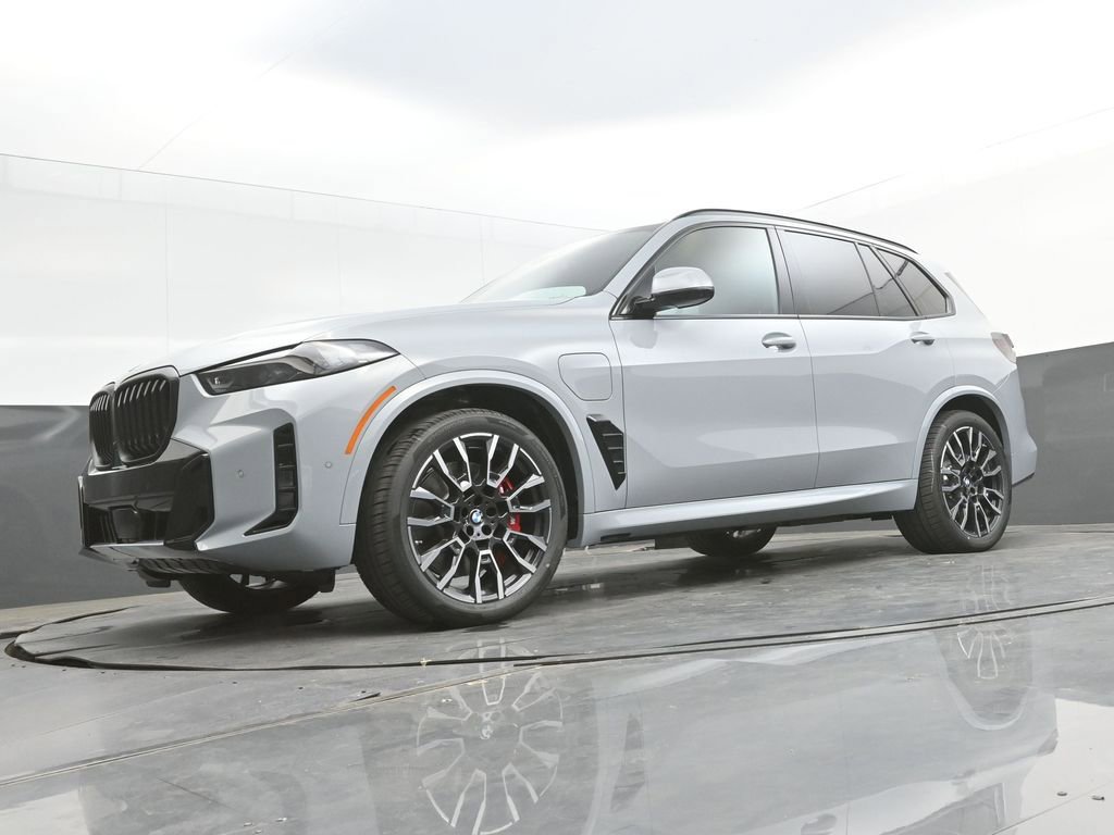 New 2026 BMW X5 xDrive50e AWD/4WD image 42