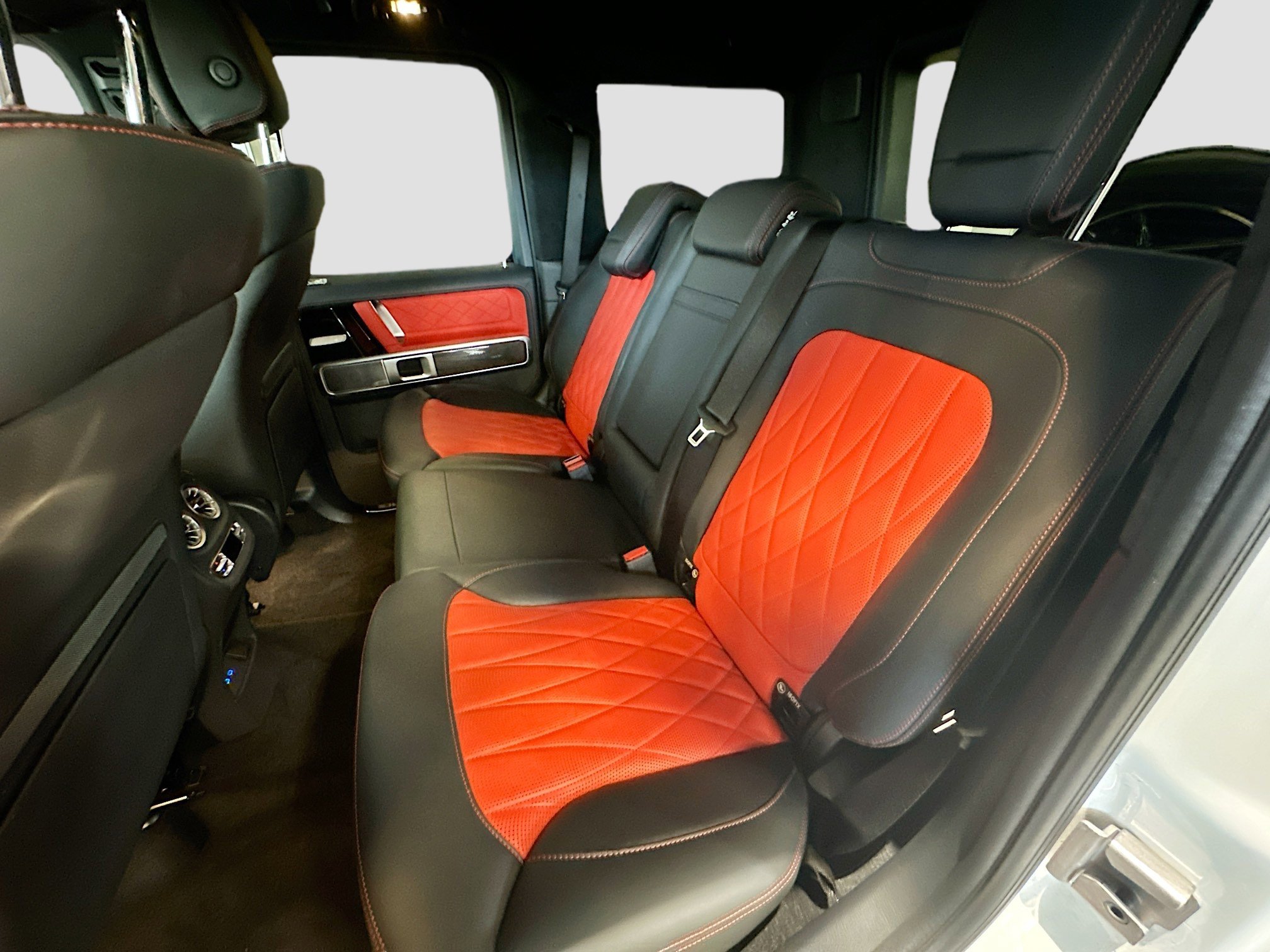 Certified 2025 Mercedes-Benz G 63 AMG 4MATIC image 32