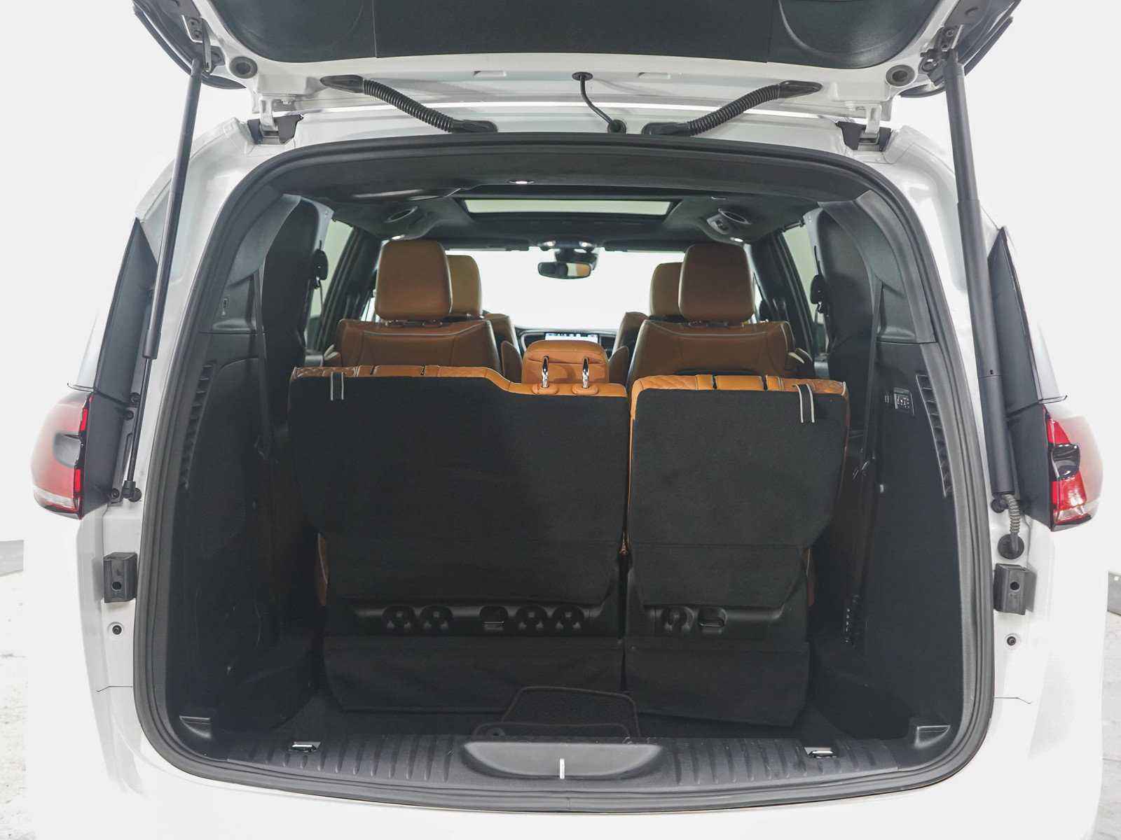 Used 2022 Chrysler Pacifica Pinnacle AWD/4WD image 19