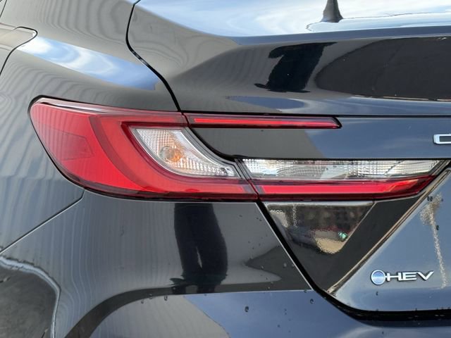 Used 2025 Toyota Camry LE image 6